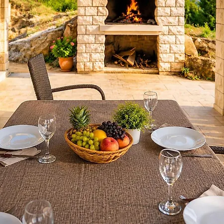 Amazing In With Wifi Ferienhaus Zrnovo
